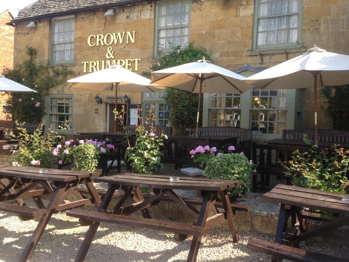 Crown And Trumpet