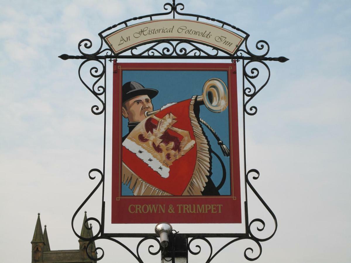 Inn Crown And Trumpet 3*